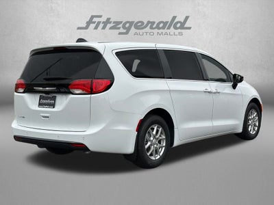 2026 Chrysler Voyager VOYAGER LX