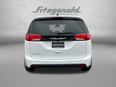 2026 Chrysler Voyager VOYAGER LX