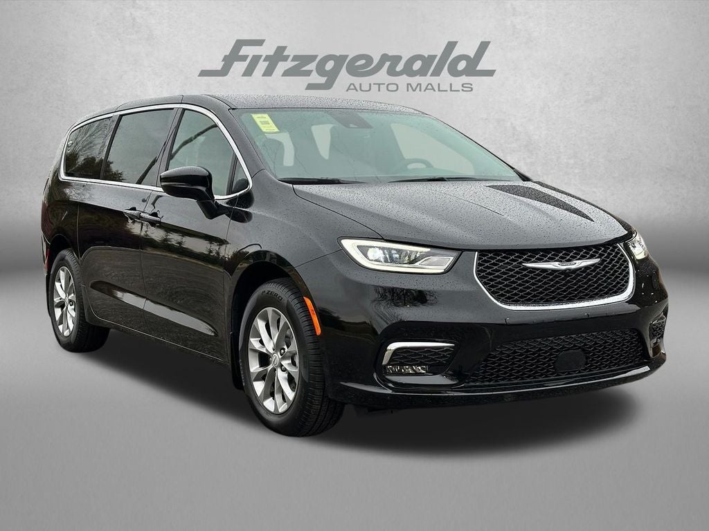 2026 Chrysler Pacifica PACIFICA SELECT AWD