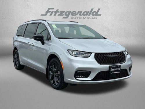 2026 Chrysler Pacifica PACIFICA LIMITED AWD