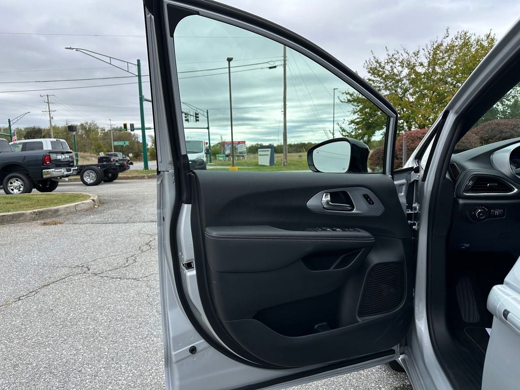 2026 Chrysler Pacifica PACIFICA LIMITED AWD