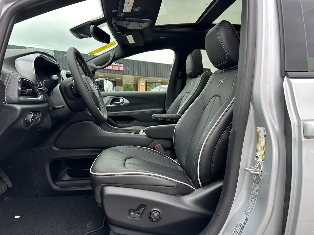 2026 Chrysler Pacifica PACIFICA LIMITED AWD