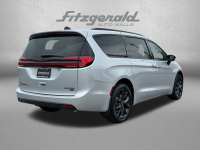2026 Chrysler Pacifica PACIFICA LIMITED AWD