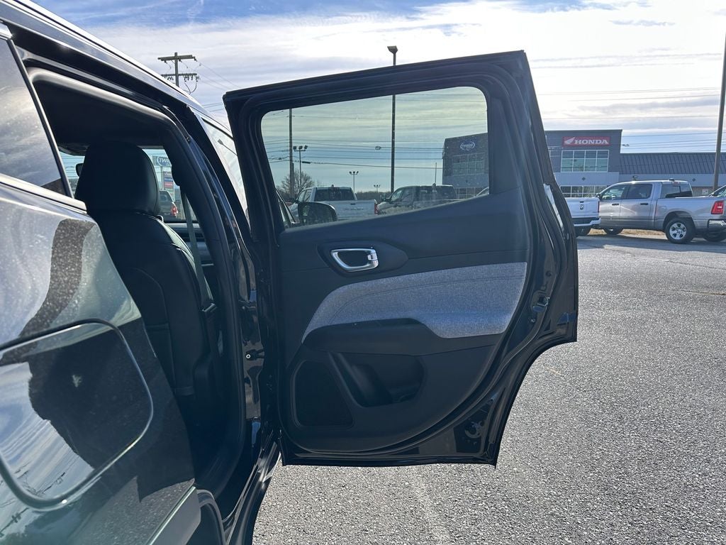 2026 Jeep Compass COMPASS LATITUDE 4X4