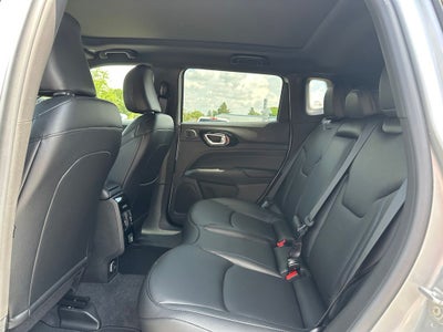 2025 Jeep Compass COMPASS LIMITED 4X4