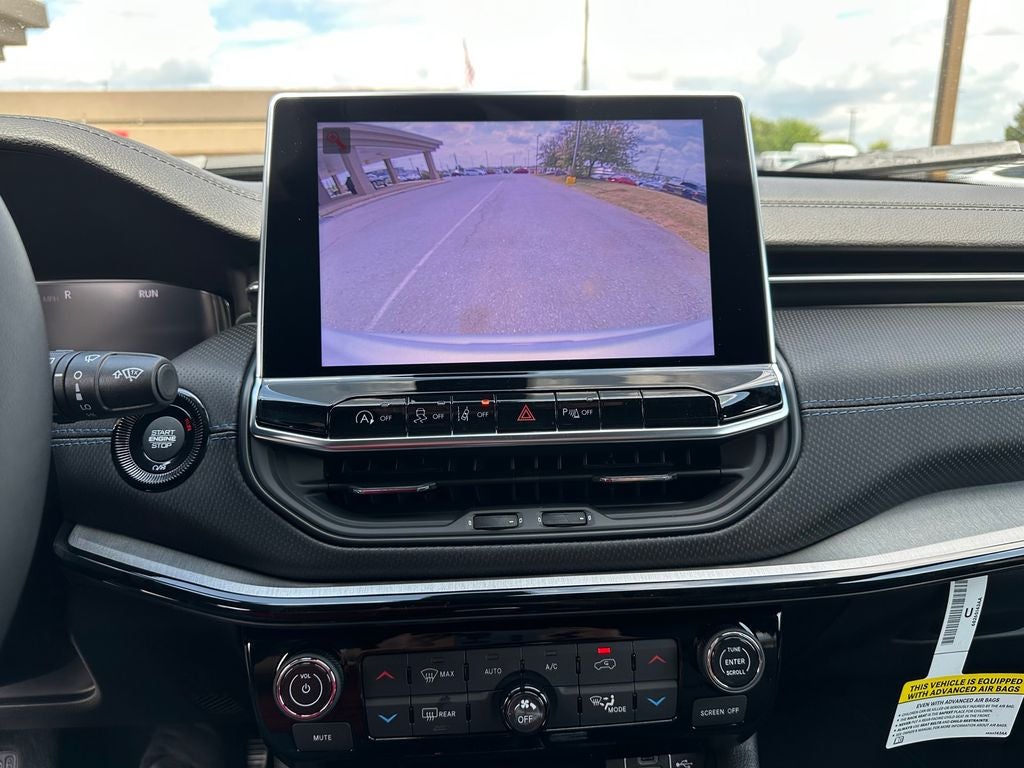 2025 Jeep Compass COMPASS LIMITED 4X4