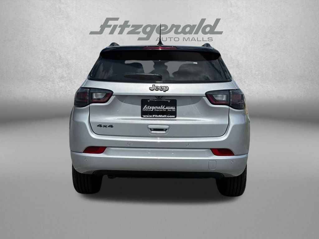 2025 Jeep Compass COMPASS LIMITED 4X4