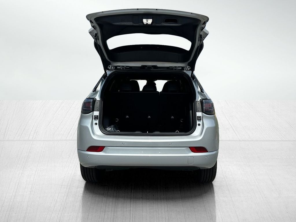 2025 Jeep Compass COMPASS LIMITED 4X4