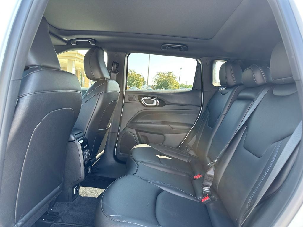 2025 Jeep Compass COMPASS LIMITED 4X4