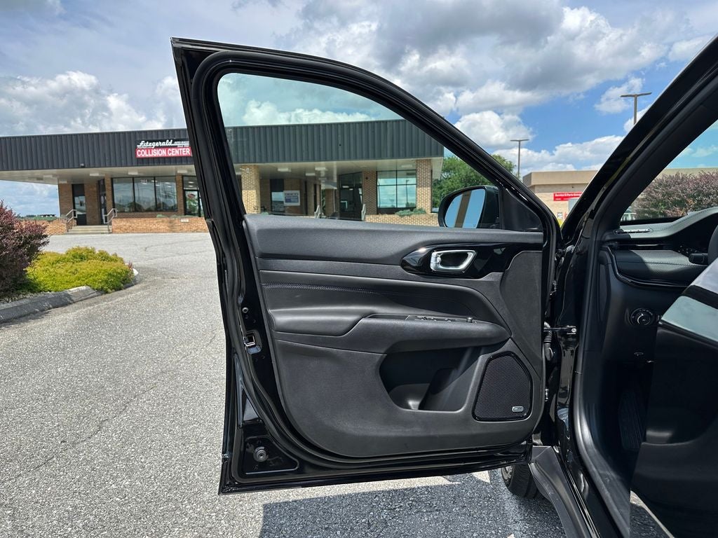 2025 Jeep Compass COMPASS LIMITED 4X4