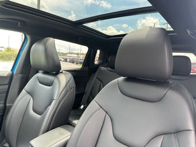 2025 Jeep Compass COMPASS LIMITED 4X4