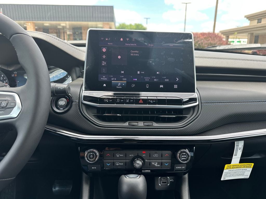 2025 Jeep Compass COMPASS LIMITED 4X4