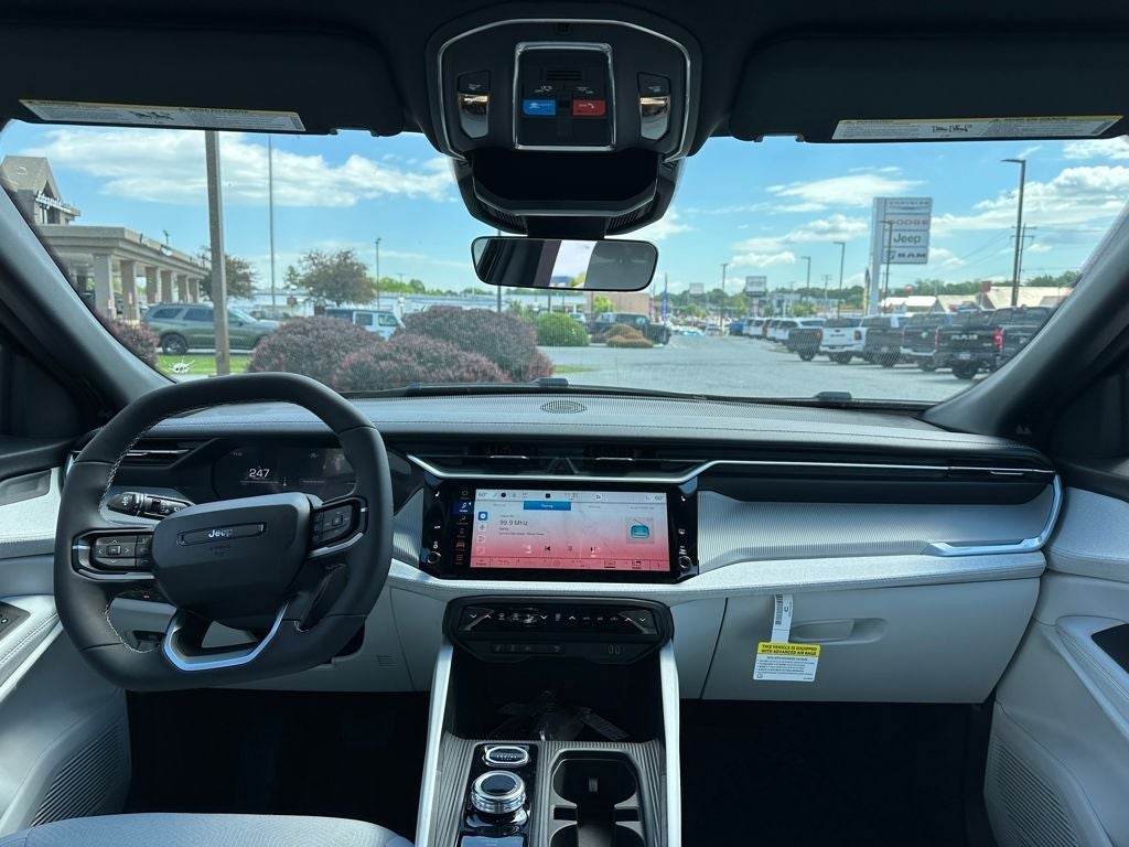 2026 Jeep Cherokee CHEROKEE LAREDO 4X4