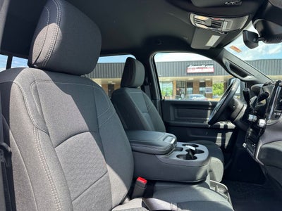 2026 RAM Ram 3500 RAM 3500 TRADESMAN CREW CAB 4X4 6'4' BOX