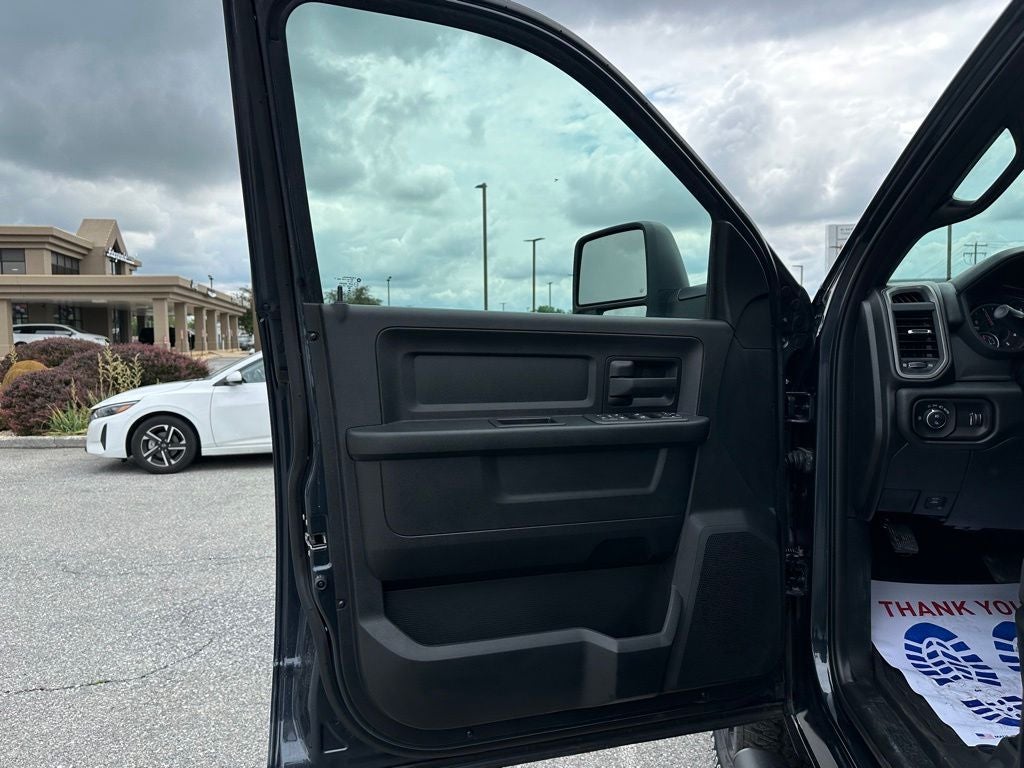 2026 RAM Ram 2500 RAM 2500 BLACK EXPRESS CREW CAB 4X4 6'4' BOX