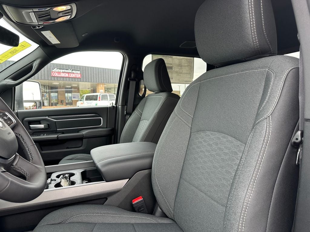 2025 RAM Ram 2500 RAM 2500 BIG HORN CREW CAB 4X4 6'4' BOX