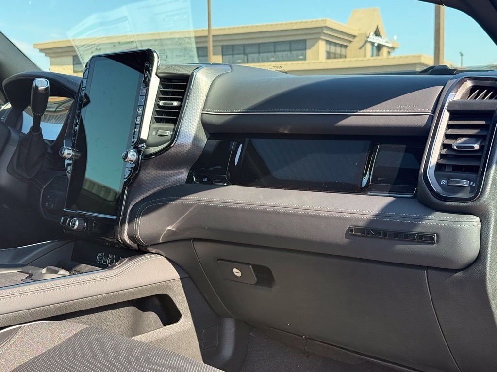 2027 RAM Ram 2500 RAM 2500 LIMITED MEGA CAB 4X4 6'4' BOX