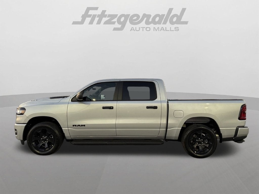 2027 RAM Ram 1500 RAM 1500 EXPRESS CREW CAB 4X4 5'7' BOX