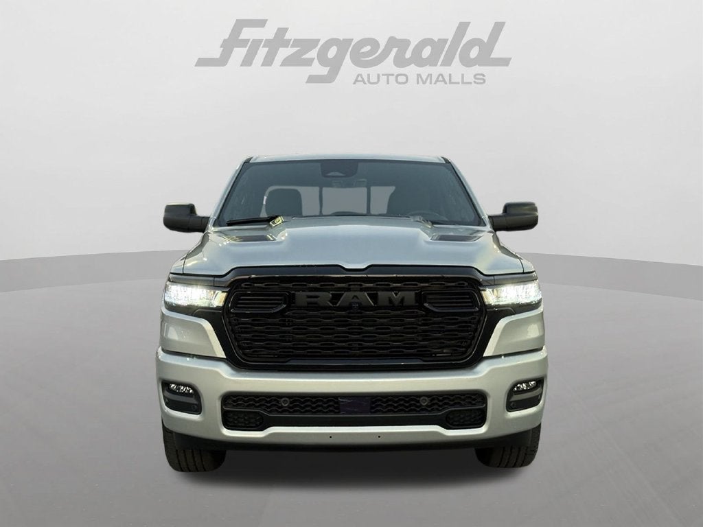 2027 RAM Ram 1500 RAM 1500 EXPRESS CREW CAB 4X4 5'7' BOX