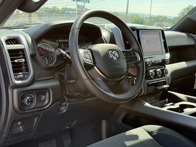 2026 RAM 1500 Express Crew Cab 4x4 5'7' Box