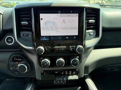 2026 RAM 1500 Express Crew Cab 4x4 5'7' Box
