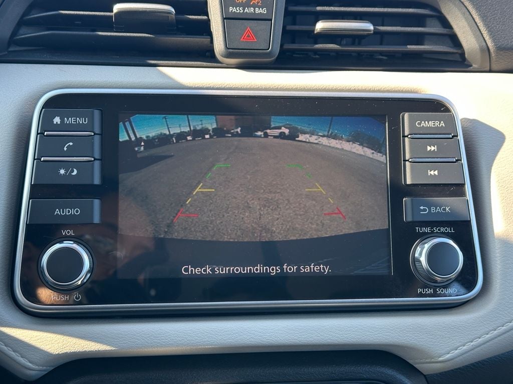 2022 Nissan Versa 1.6 SV