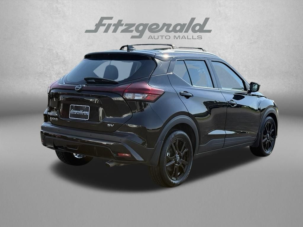 2023 Nissan Kicks SV