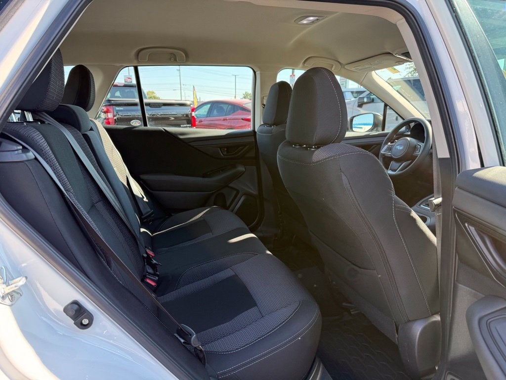 2025 Subaru Outback 2.5i