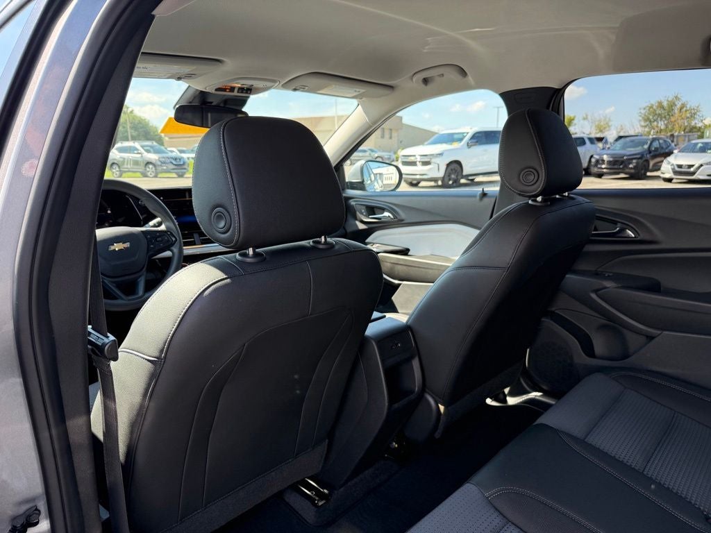 2025 Chevrolet Trax FWD LT