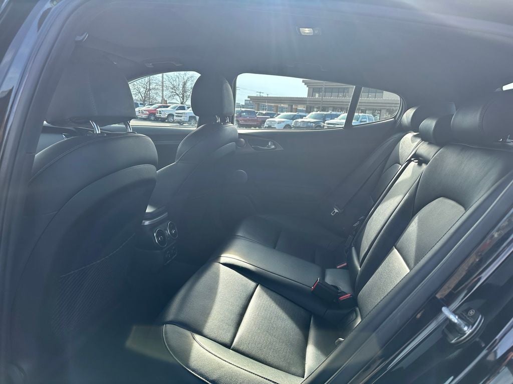 2020 Kia Stinger GT1