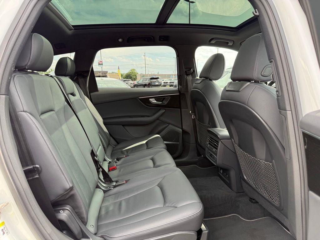 2025 Audi Q7 Premium Plus 55 TFSI quattro Tiptronic