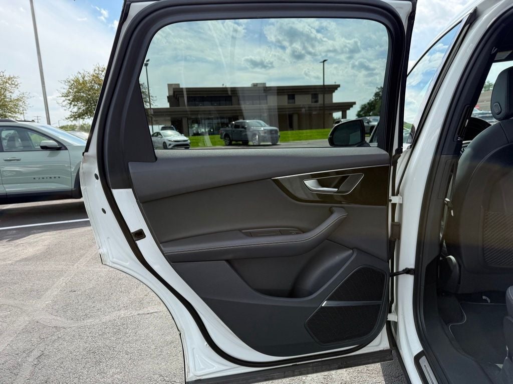 2025 Audi Q7 Premium Plus 55 TFSI quattro Tiptronic