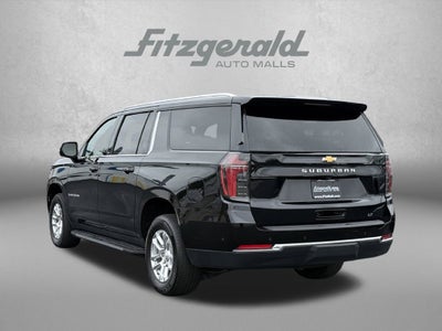 2025 Chevrolet Suburban LT
