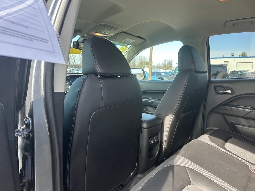 2022 GMC Canyon AT4 - Cloth