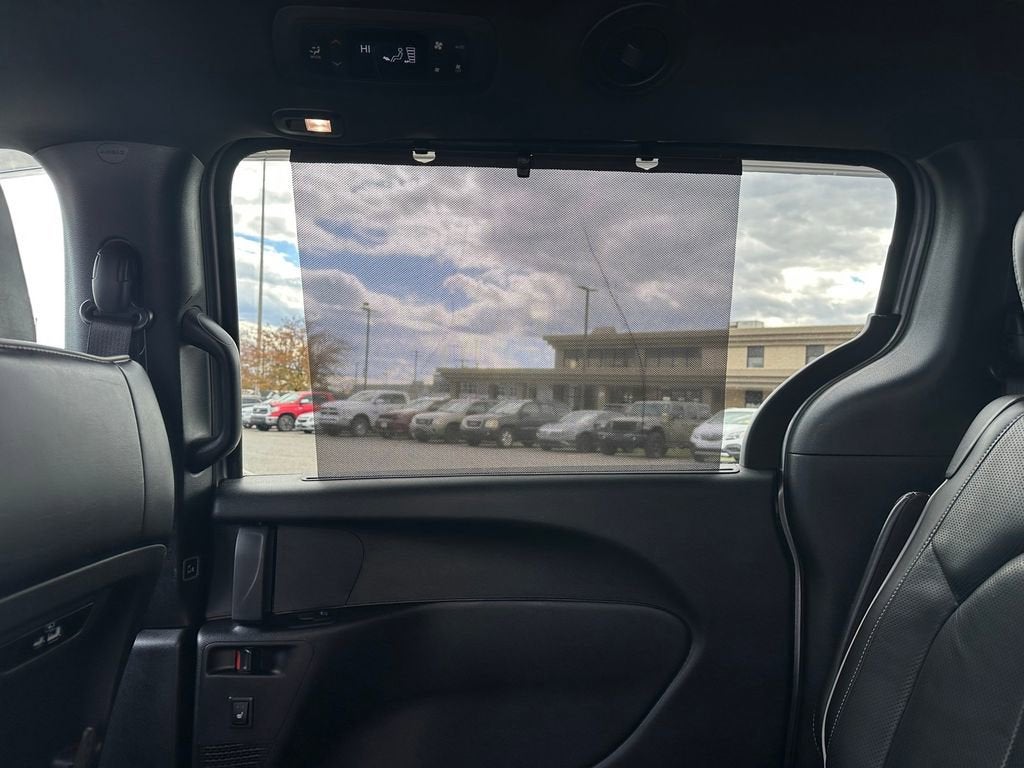 2021 Chrysler Pacifica Limited AWD