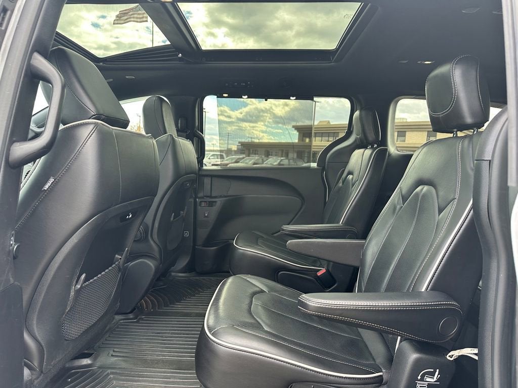 2021 Chrysler Pacifica Limited AWD