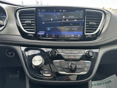 2021 Chrysler Pacifica Limited AWD