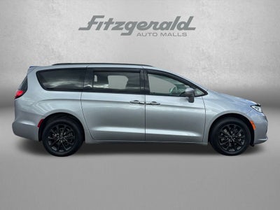 2021 Chrysler Pacifica Limited AWD