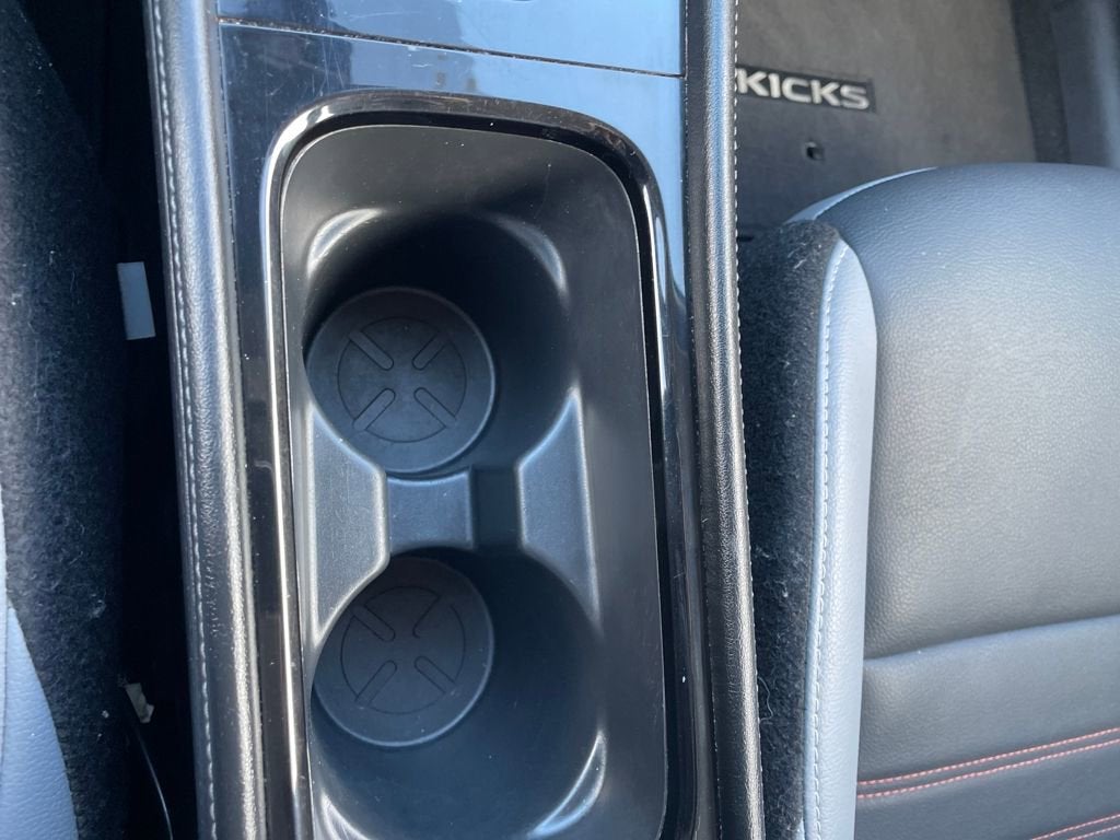 2023 Nissan Kicks SR Xtronic CVT