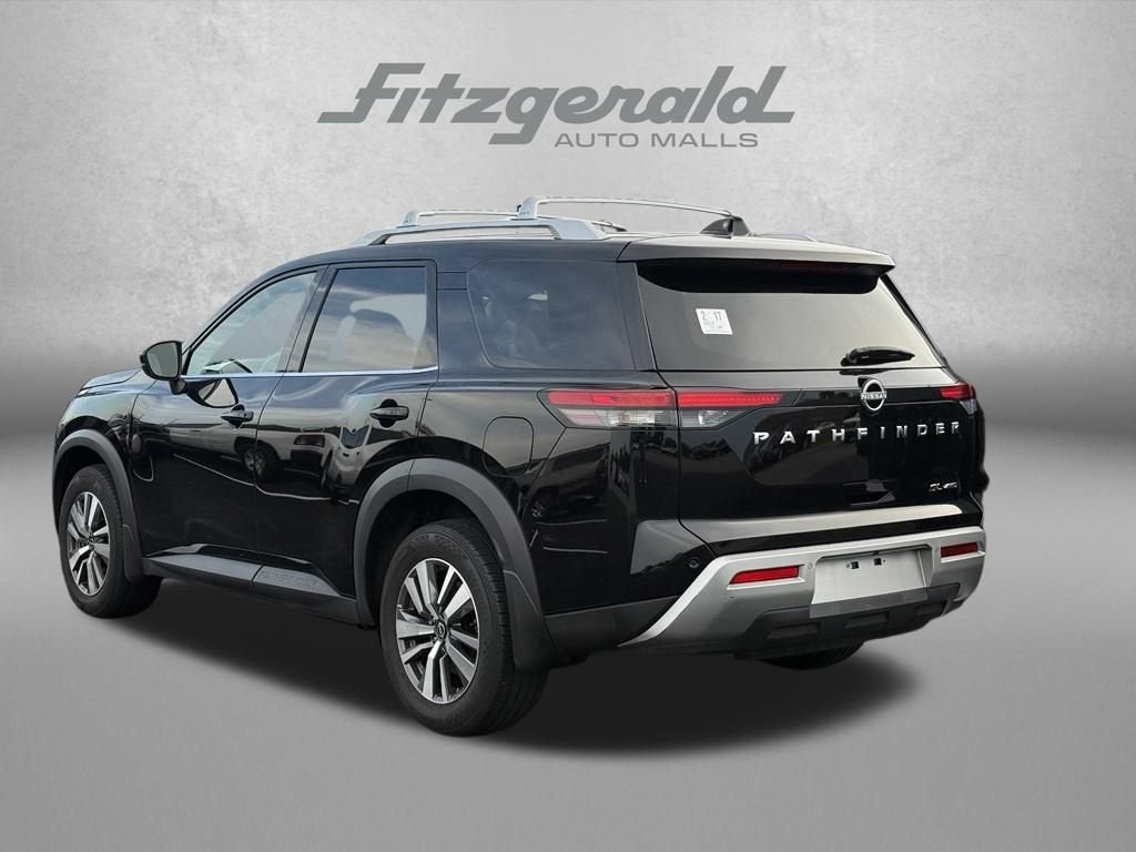2024 Nissan Pathfinder SL 4WD