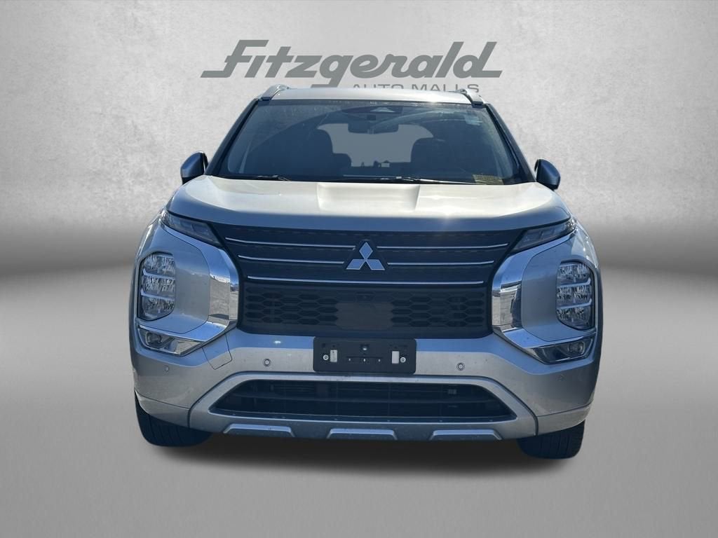 2022 Mitsubishi Outlander SEL Special Edition 2WD