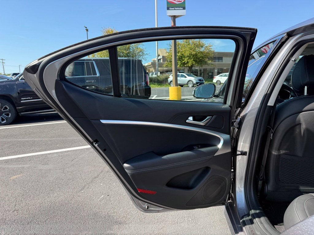 2026 Genesis G70 2.5T