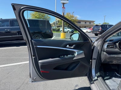 2026 Genesis G70 2.5T