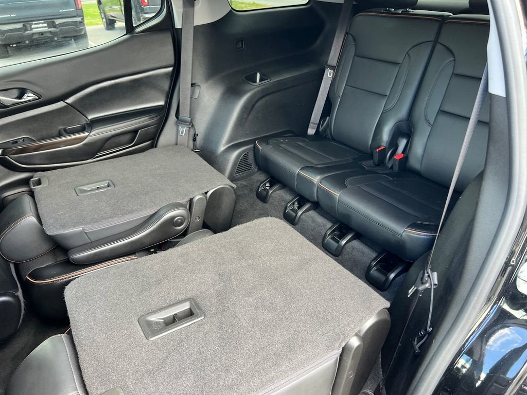 2021 GMC Acadia AT4