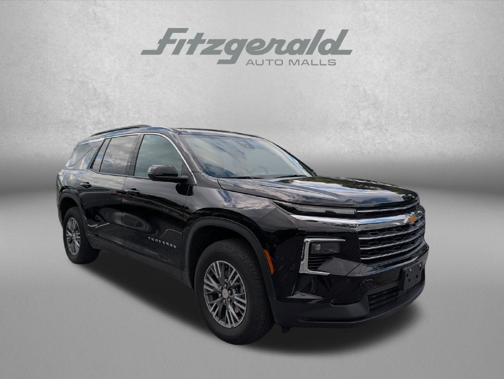 2025 Chevrolet Traverse LT