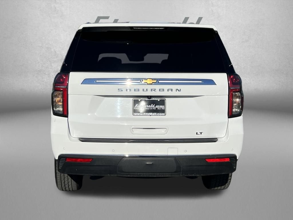 2024 Chevrolet Suburban LT