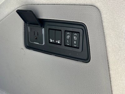 2022 Cadillac Escalade Premium Luxury Platinum