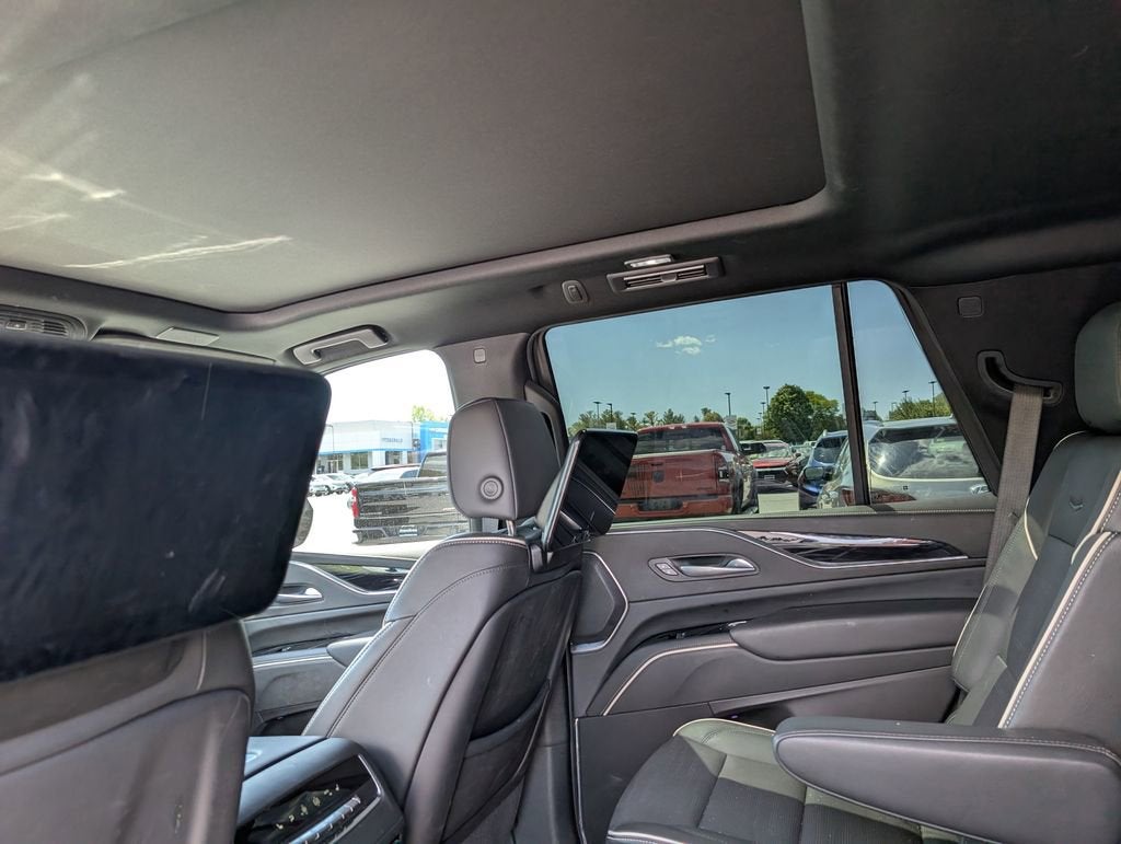 2024 Cadillac Escalade Sport