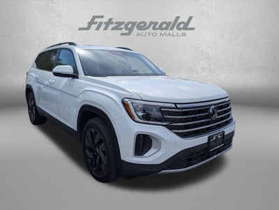 2025 Volkswagen Atlas 2.0T SE w/Technology