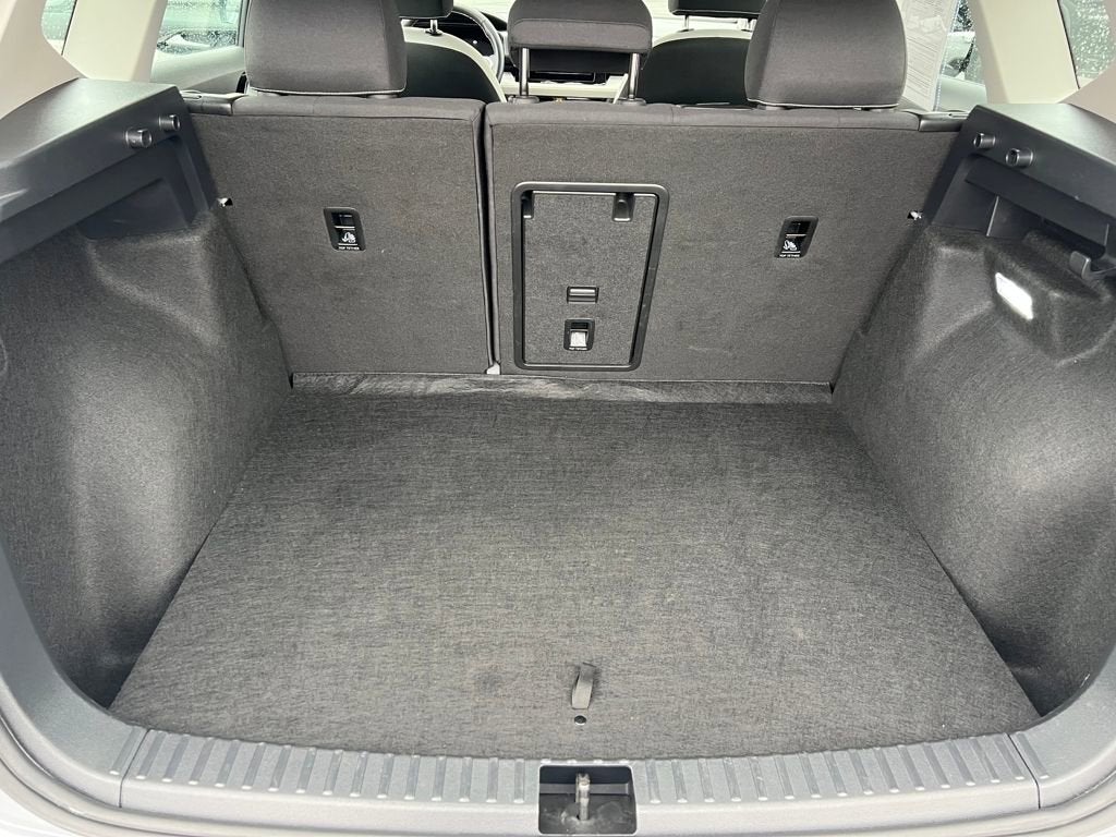 2025 Volkswagen Taos S